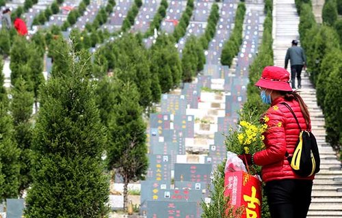Qingming Festival in the Eyes of Foreigners