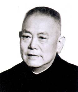 李先念