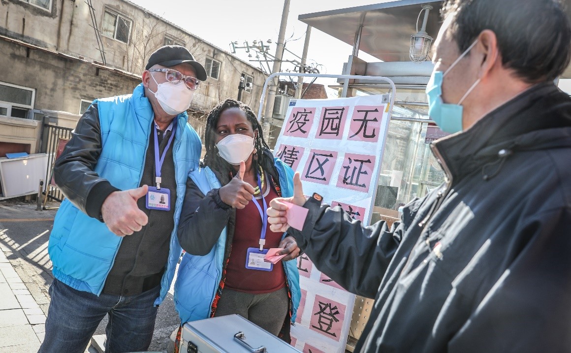 Together, we fight the coronavirus: A Canadian English teacherâs story