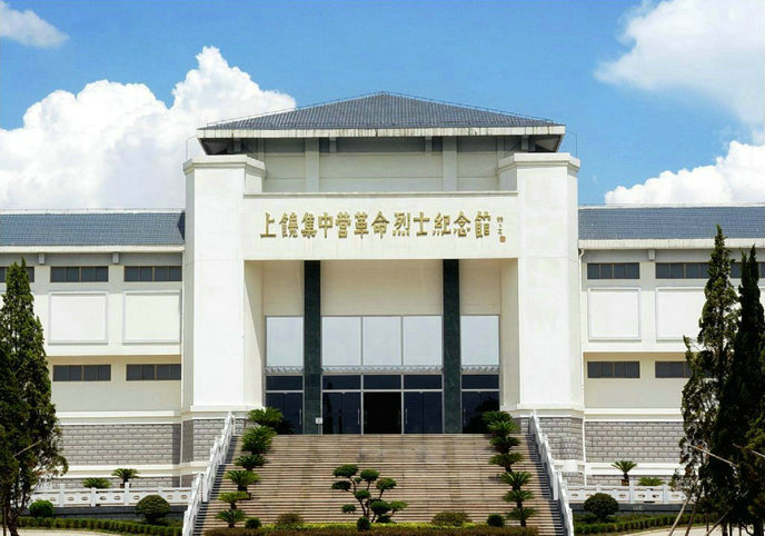 灌辣椒水,站铁刺笼,坐老虎凳……在上饶集中营里,国民党大肆制造白色